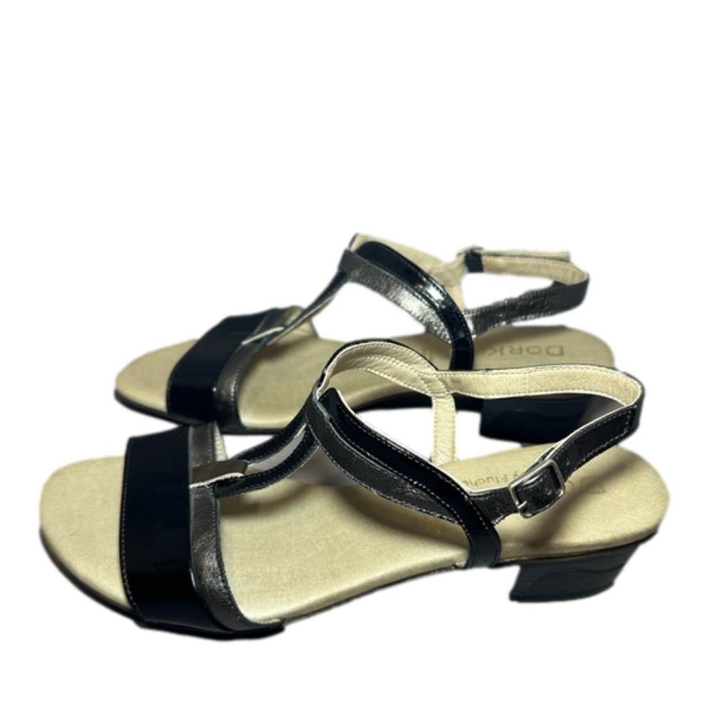 DorKing by fluchos sandal with 1.5” heel 41EU (10.5US)